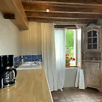 Holiday home A Avec Climatisation Et Jardin - Fr-1-489-580 Lurcy-Levis