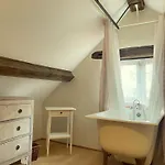 A Avec Climatisation Et Jardin - Fr-1-489-580 Holiday home