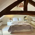 Holiday home A Avec Climatisation Et Jardin - Fr-1-489-580 Lurcy-Levis